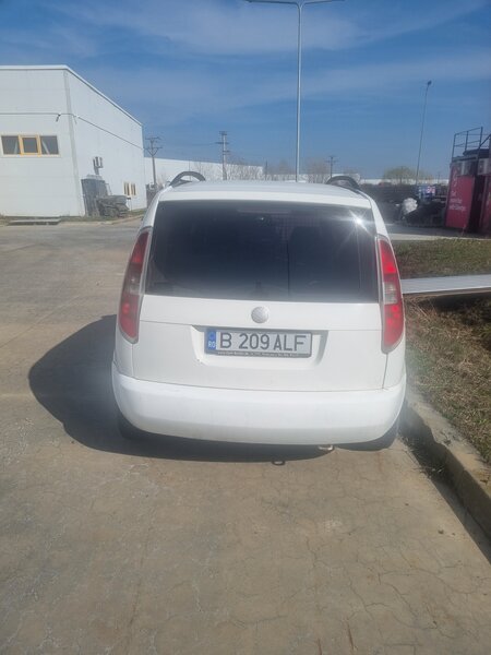 Vand autoutilitara Skoda Praktiker.